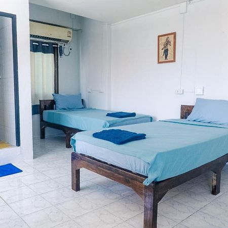 Satop Travelers Guesthouse 치앙마이 외부 사진