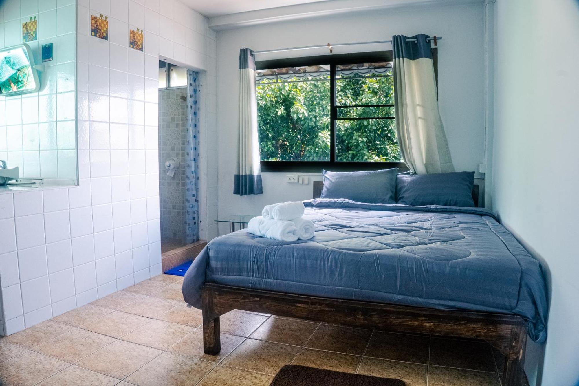 Satop Travelers Guesthouse 치앙마이 외부 사진