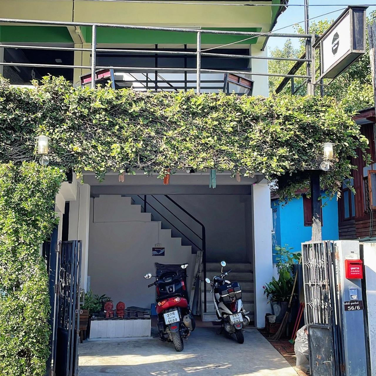 Satop Travelers Guesthouse 치앙마이 외부 사진