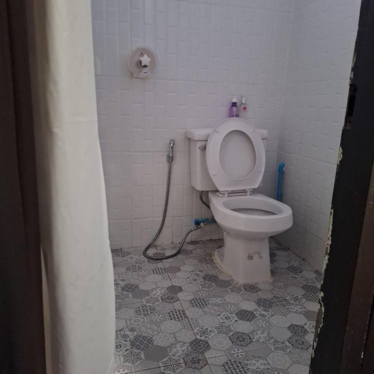 Satop Travelers Guesthouse 치앙마이 외부 사진